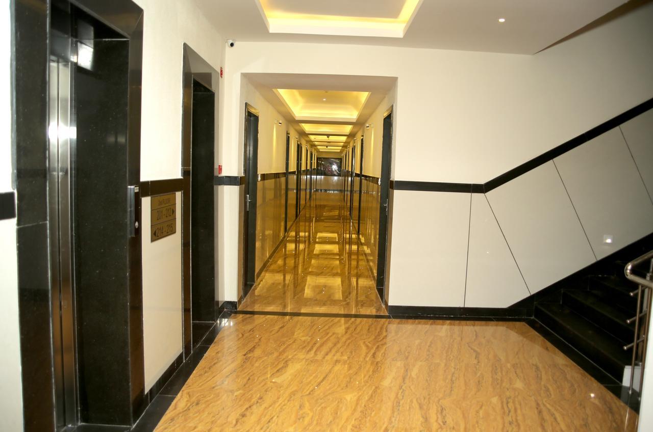 Hotel Lavanya Palace Ratlām 외부 사진