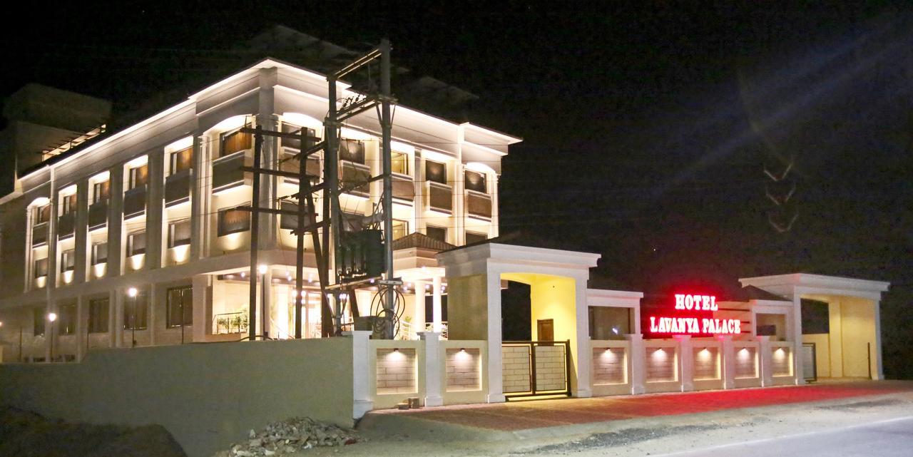 Hotel Lavanya Palace Ratlām 외부 사진